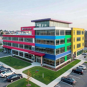 Мы работаем с медицинскими учреждениями и медцентрами Мы работаем с медицинскими учреждениями и медцентрами