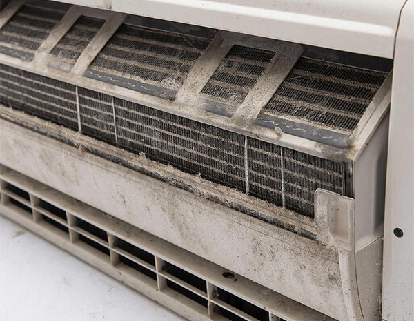 Промывка загрязнений блока кондиционера