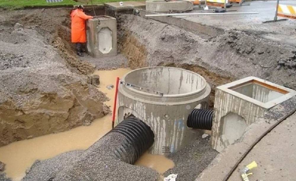 Прокладка дренажной канализации